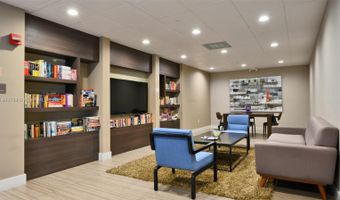 3675 N Country Club Dr 2302, Aventura, FL 33180