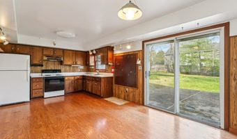 22 Meadowbrook Ave, Atlantic Highlands, NJ 07716