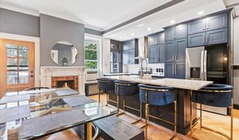 218 Lancaster St, Albany, NY 12210