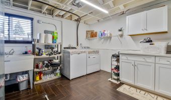 441 S Yale Ave, Addison, IL 60101