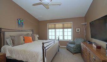 10 Sweet Bay Ln, Amherst, NY 14221