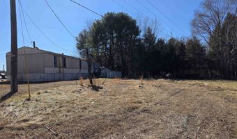 15 Spruce Pine Ln, Bassett, VA 24055