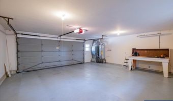 950 Edgewood Dr NW, Albany, OR 97321