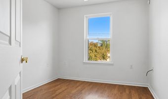 800 STOCKS St, Atlantic Beach, FL 32233