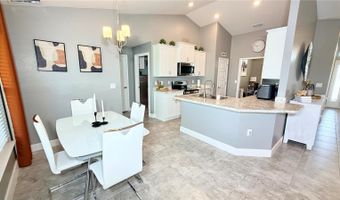 4015 TULLAMORE Ln, Auburndale, FL 33823