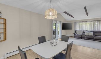 41 Elbow Hill Rd, Brookfield, CT 06804