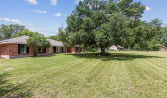 664 Don Guilbeau Rd, Arnaudville, LA 70512