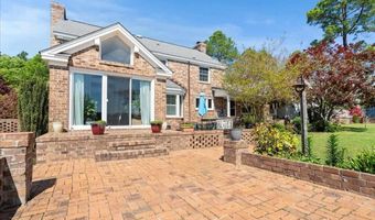 716 Lakeshore Dr, Bennettsville, SC 29512