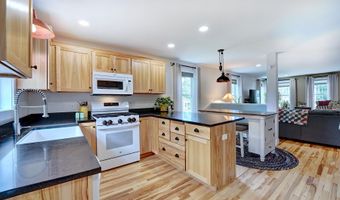 165 Breezy Way, Barrington, NH 03825