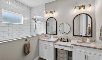 5519 MADRIGAL Way, Apollo Beach, FL 33572