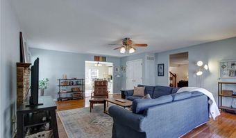 564 Woodlyn Xing, Ballwin, MO 63021