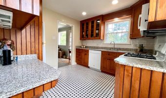 6012 19TH St N, Arlington, VA 22205