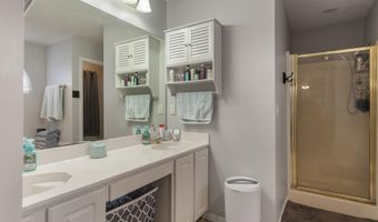 1567 Applewood Ct, Biloxi, MS 39532