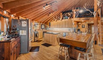 72 E FORK BIG SANDY Rd, Boulder, WY 82923