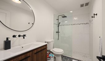 292 Narrow Shore Rd, Aydlett, NC 27916