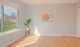1848 Harley Dr, Ann Arbor, MI 48103