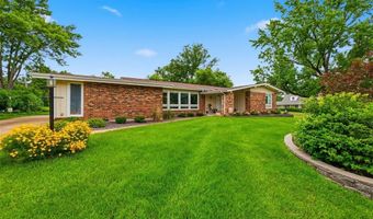 409 Mayfair Dr, Ballwin, MO 63011