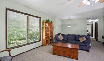 108 Westside Dr, Atchison, KS 66002