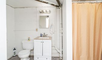 3909 Toronto St, Ames, IA 50014