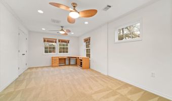 9306 PARKHILL Ter, Bethesda, MD 20814