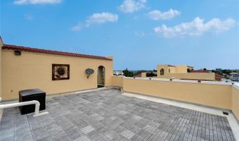 6412 MAYRA SHORES Ln, Apollo Beach, FL 33572