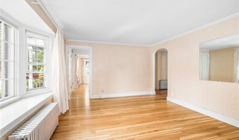 50 Piedmont St, Cranston, RI 02910