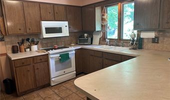 477 Catalina Dr, Akron, OH 44319