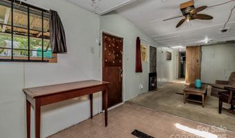 102 Edgewood Rd S, Asheville, NC 28803