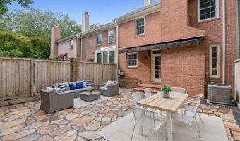 8942 BARROWGATE Ct, Potomac, MD 20854