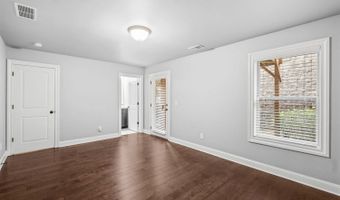 1044 Township Sq, Alpharetta, GA 30022