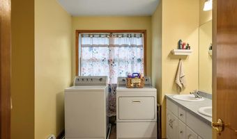 84 Gower Rd, Albrightsville, PA 18210