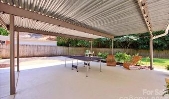 1924 Bentley Pl, Charlotte, NC 28205