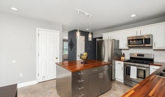 27 Galloping Brook Rd, Allentown, NJ 08501