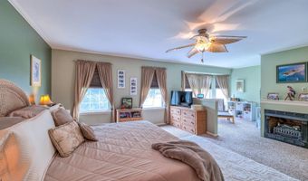 201 Creek Ct, Absecon, NJ 08201