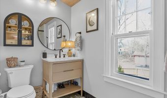 1732 Jackson Ave, Ann Arbor, MI 48103