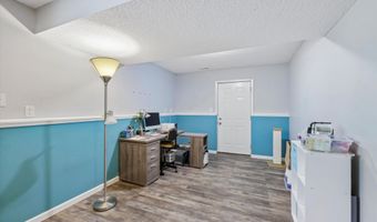619 Crystal St, Ames, IA 50010