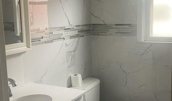 94 W 29TH St, Bayonne, NJ 07002