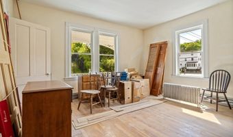31 Bath St, Bath, ME 04530