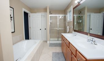 490 New Rd, Avon, CT 06001