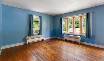 7 Turner Rd, Bristol, RI 02809