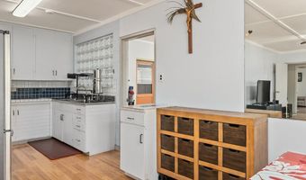 396 Kahiki St, Kahului, HI 96732