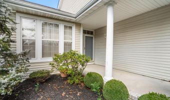 17 Breeze Ter, Barnegat, NJ 08005