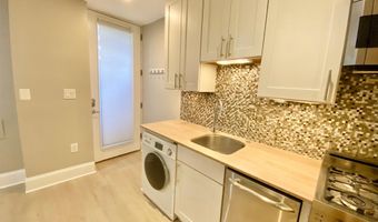 2298 CHAMPLAIN St NW A, Washington, DC 20009