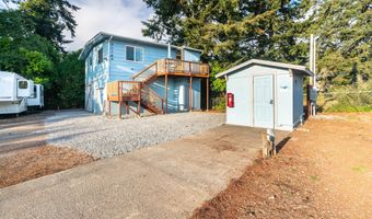 97799 Hanscam Ln, Brookings, OR 97415