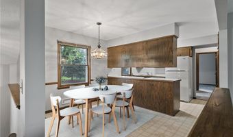 13873 Gladiola Way, Apple Valley, MN 55124