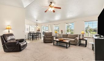 600 Redman St, Chubbuck, ID 83202