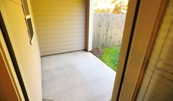 206 Madison Ave, Acworth, GA 30102