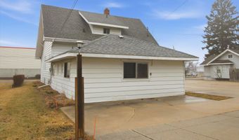 430 Bridge Ave, Alma, MI 48801