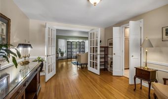 92 Dan Troy Dr, Amherst, NY 14221