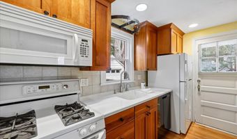 4525 N CHELSEA Ln, Bethesda, MD 20814